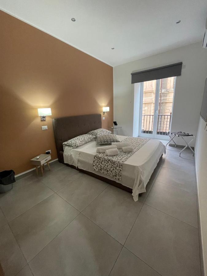 Ciu Ciu Home Suite Палермо Экстерьер фото